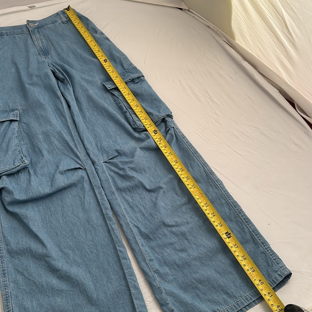 United Colors of Benetton light blue chambray high waisted cargo pants - Picture 11 of 15